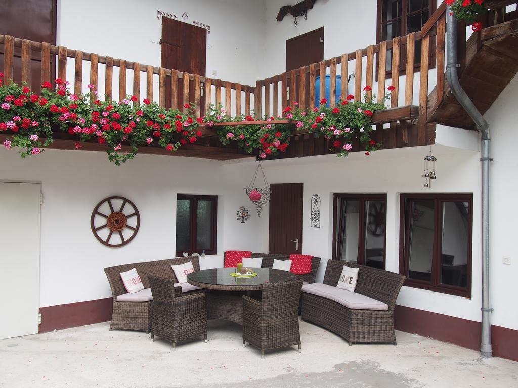 Auszeit Am Ziegenhof Nur Fuer Erwachsene Apartment Schlierbach ภายนอก รูปภาพ